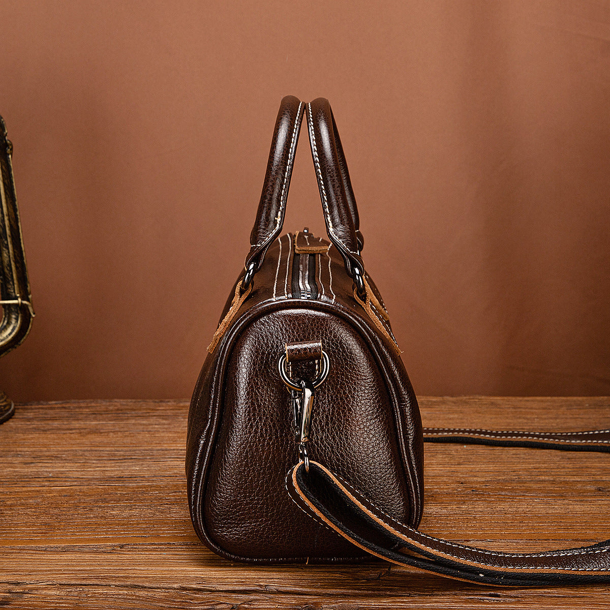 Retro Women Bag First Layer Cattlehide Leather Casual And Portable Women's Handbag